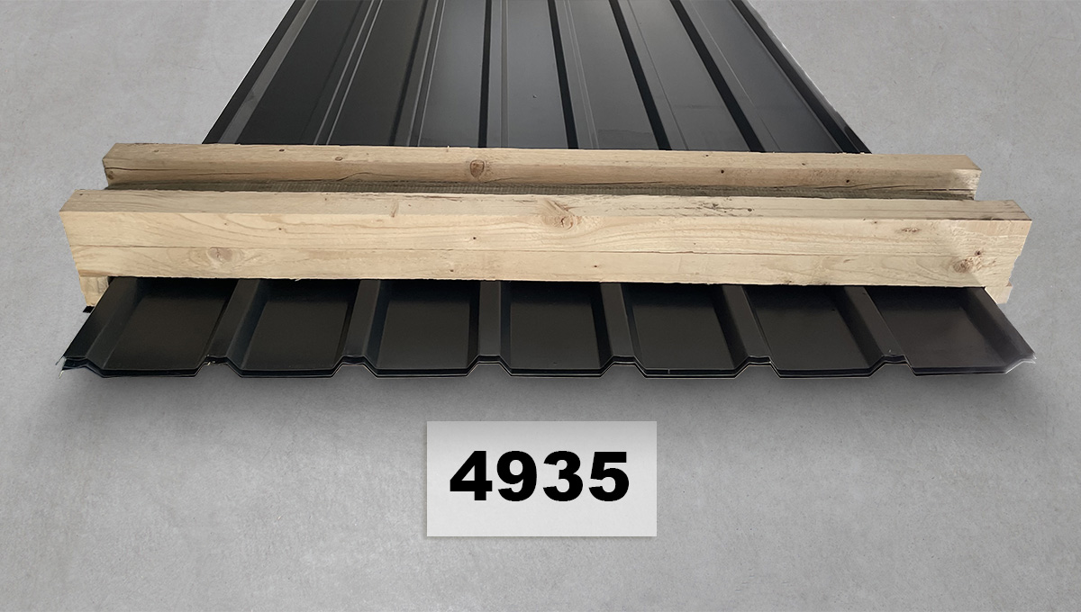 Metallprofile, Blechdach, Stahlblech, Dachblech, Holzlatten