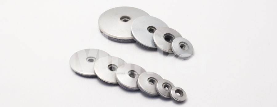 Das Bild zeigt verschiedene Größen von Dichtscheiben für Edelstahlschrauben
